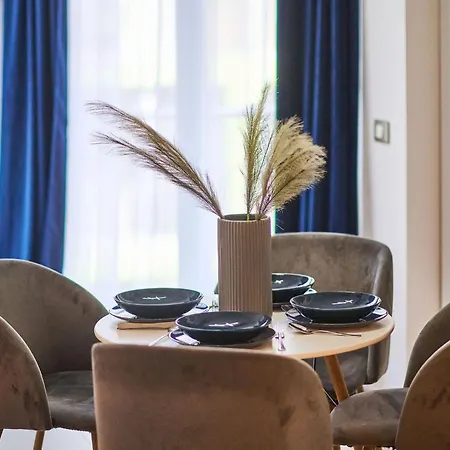 Sealand - N Pools Mamaia